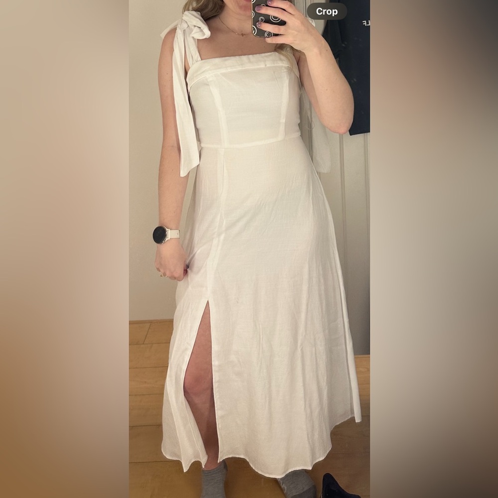 White dress with bows!